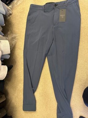NWT!! VRST Men’s Casual Tailored FIT Jogger Pants in Indigo Navy Size Waist 36.